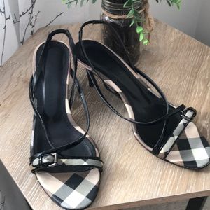Burberry Slingback Signature Plaid Heel (Size 39)